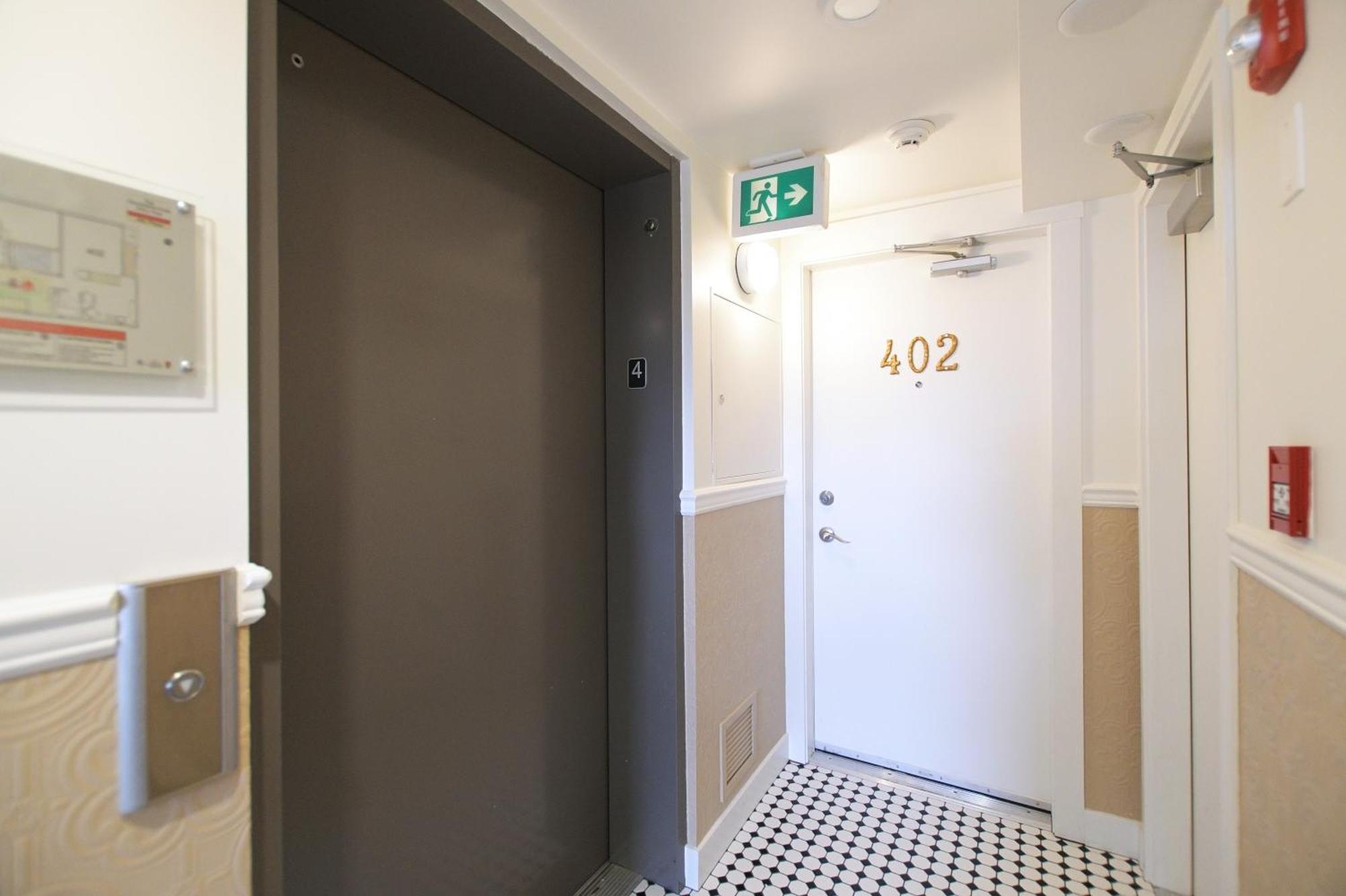 Victoria'S Parliamentary Suite With Private Rooftop Patio & Harbour View מראה חיצוני תמונה