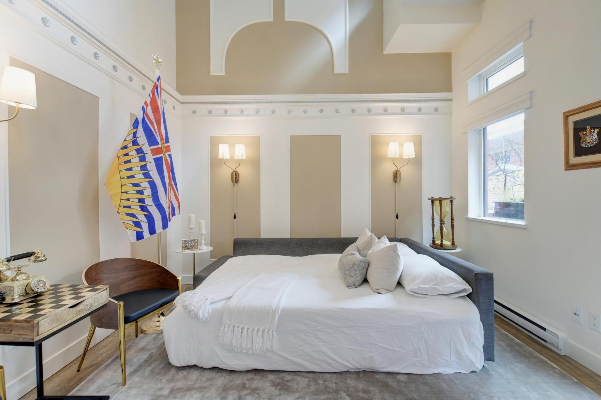 Victoria'S Parliamentary Suite With Private Rooftop Patio & Harbour View מראה חיצוני תמונה